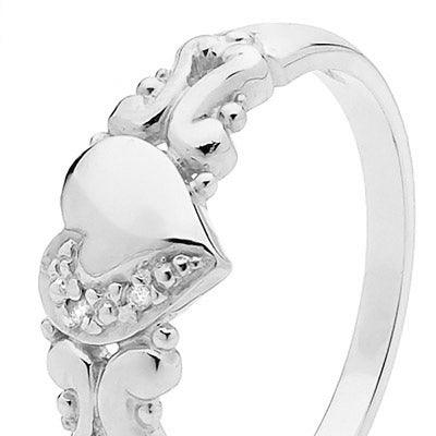 Romantic Heart love ring with Diamonds